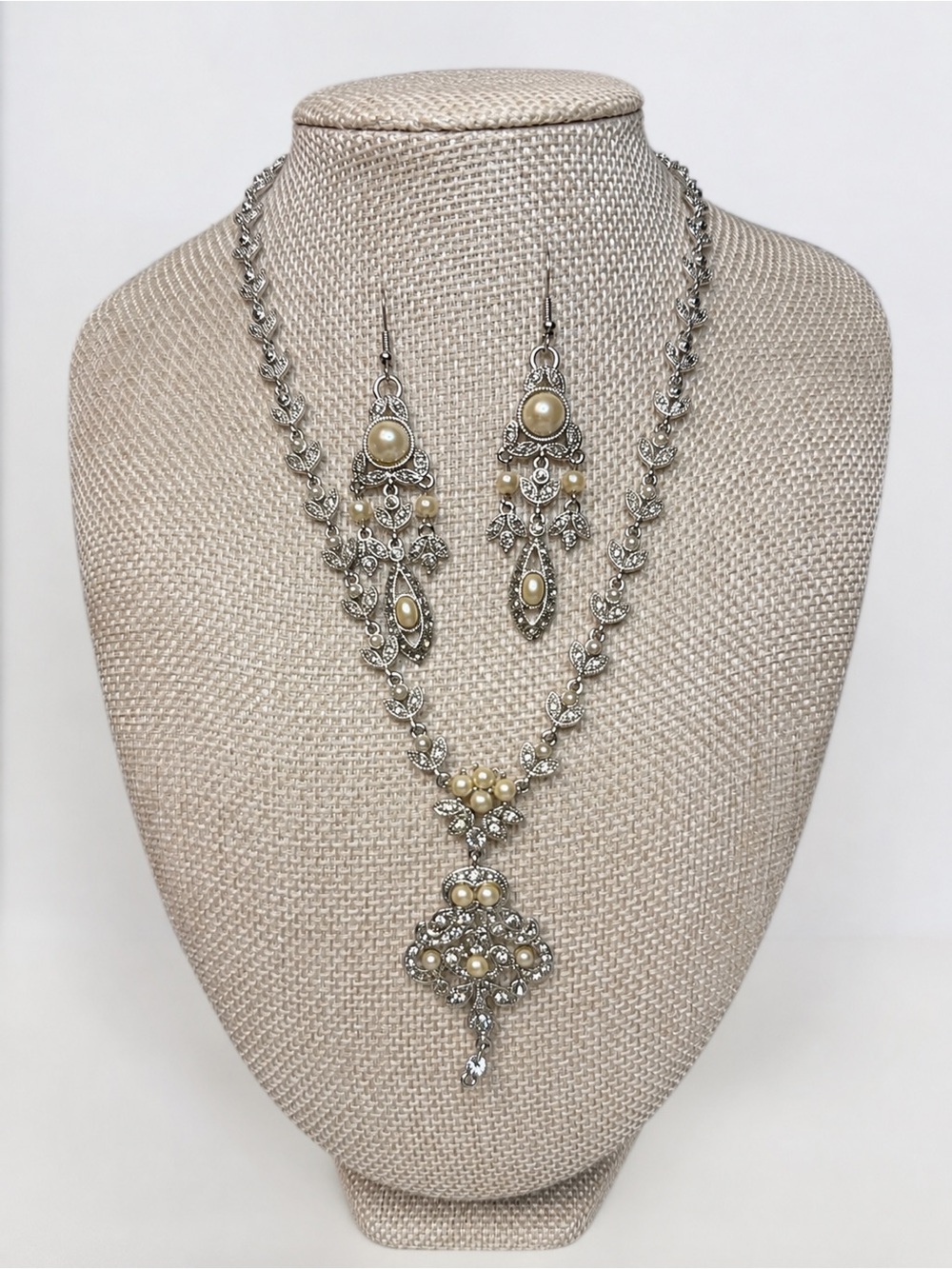 Vintage Signed Monet Necklace & Earrings Set